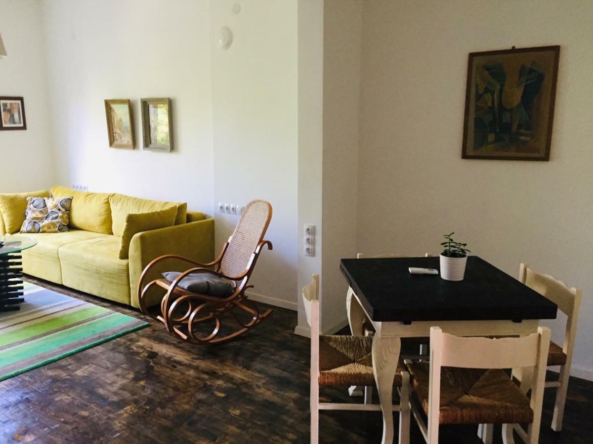 Sweet Home In The Heart Of Sofia Esterno foto