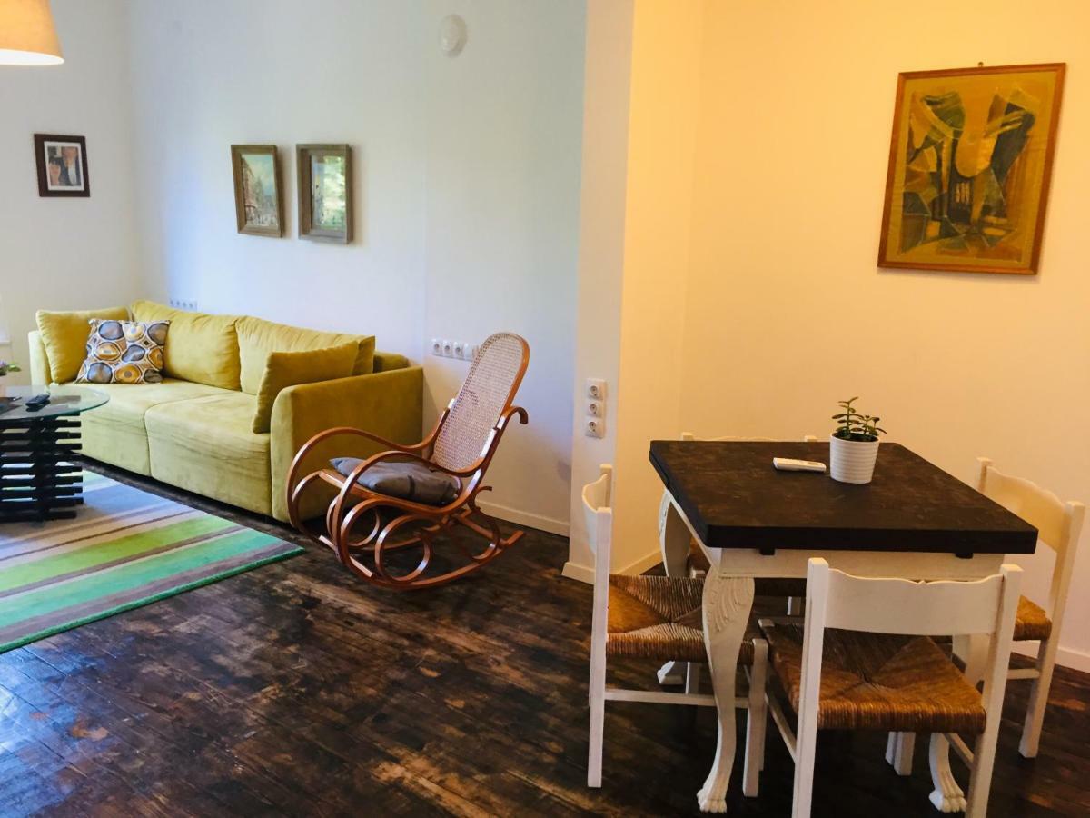 Sweet Home In The Heart Of Sofia Esterno foto
